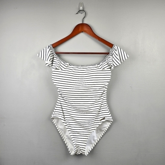 VINCE CAMUTO‎ SWIM One-Piece Off Shoulders Bathing Suit Striped Black White Sz 6 - Picture 1 of 16